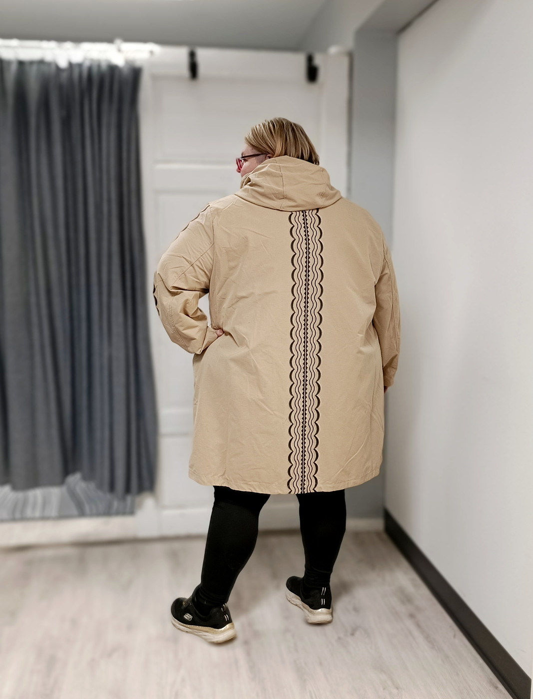 Vuoriton kevättakki painetulla kuviolla, beige, Zhenzi - Image 2