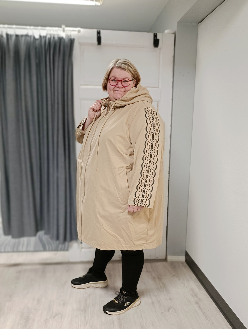 Vuoriton kevättakki painetulla kuviolla, beige, Zhenzi - Image 3