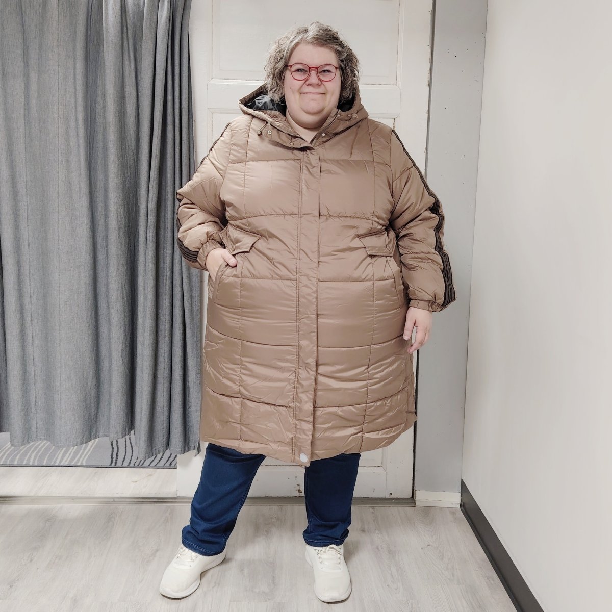 Pitkä toppatakki hiharaidoilla ja hupulla, portabella, Zhenzi
